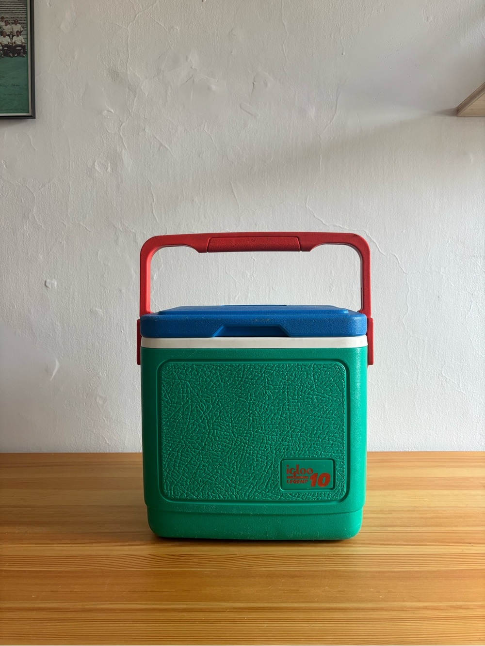 Vintage Igloo 10 Cooler in Green with Blue Lid and Red Handle